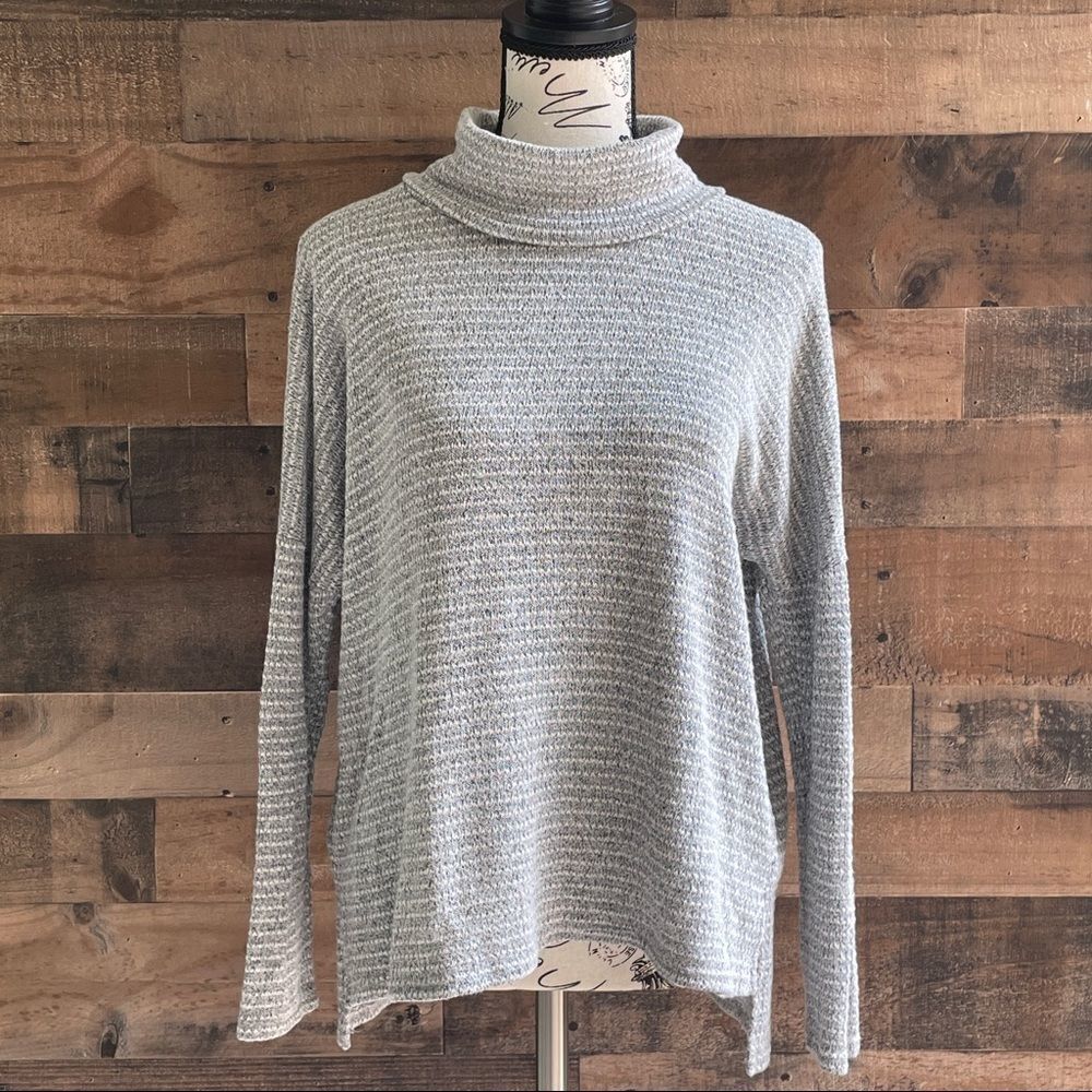 Ginger G Turtleneck Striped Sweater Size Large
